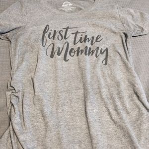 Maternity t shirt